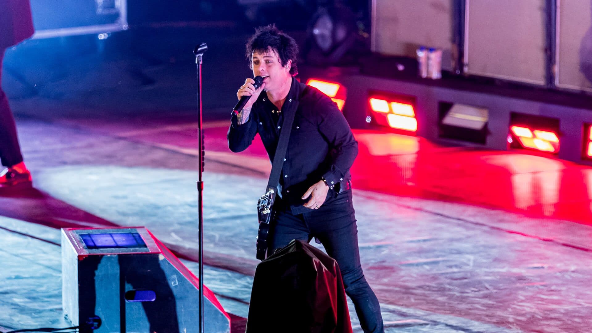 Green Day to Open Super Bowl 60 With Hometown Performance