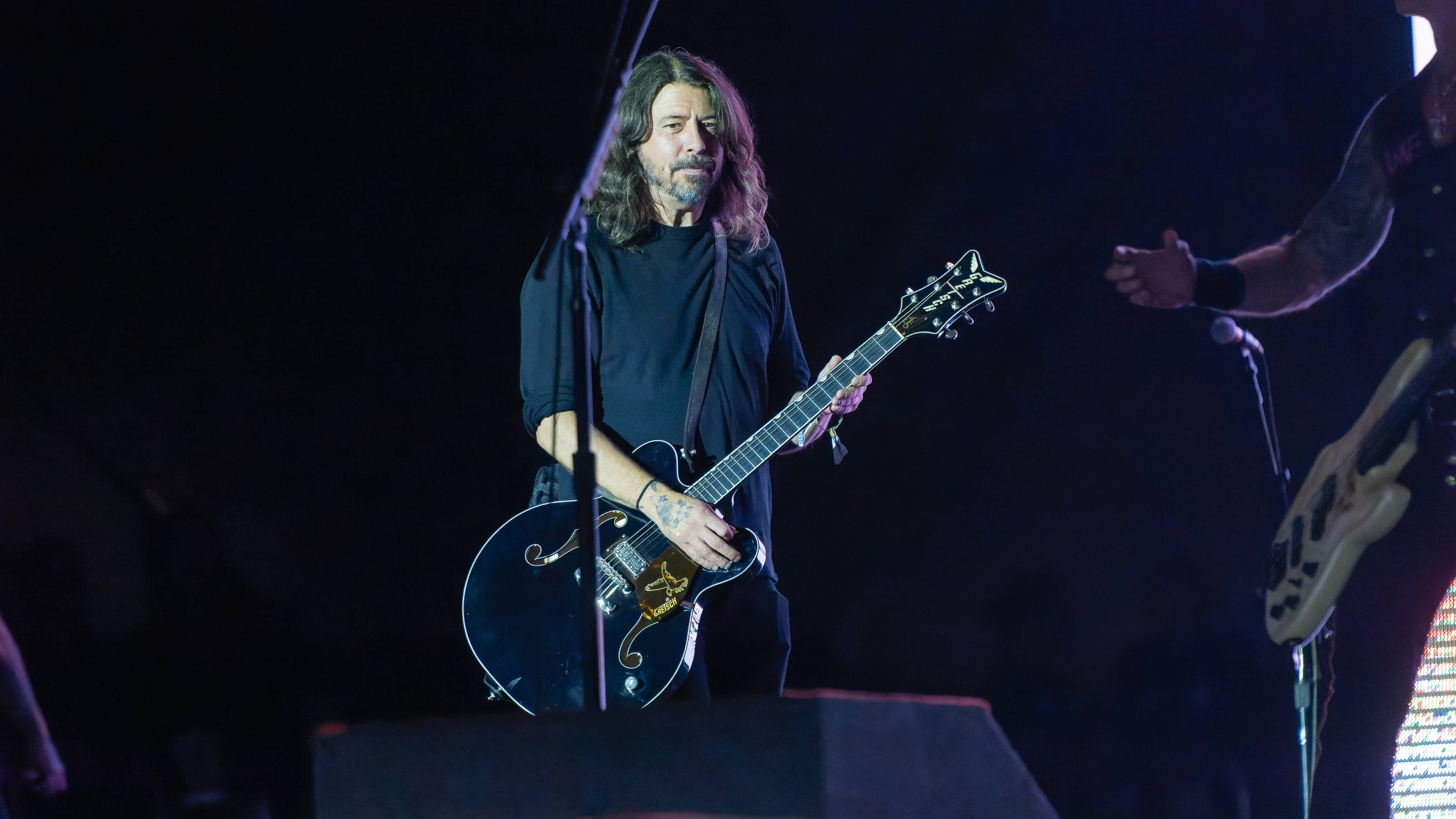 Foo Fighters Make Hollywood Bowl Debut With LA Phil, Dudamel