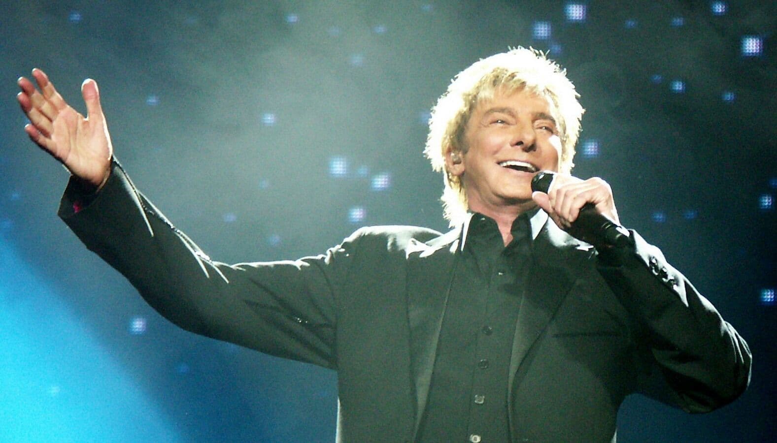 Barry Manilow — Barry Manilow Cancels Vegas Show After Bronchitis Hits