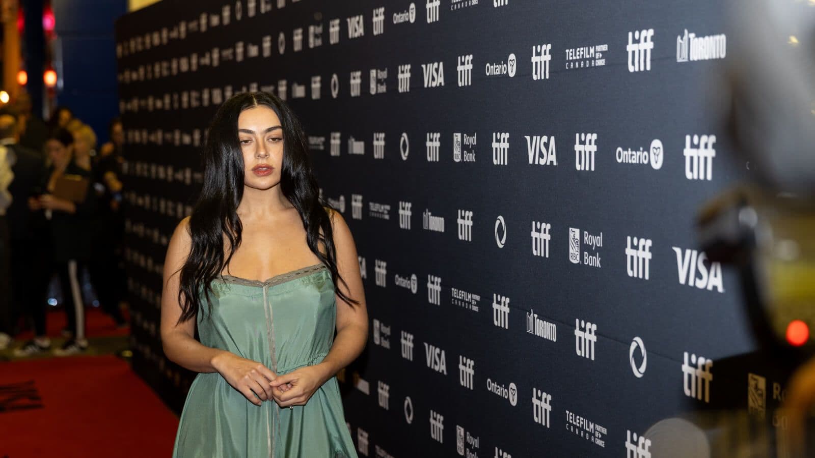 Charli XCX — Charli XCX Brings Out Tinashe for Popstar Songs at ACL