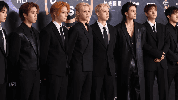 Stray Kids' THIS & THAT Nets Ninth No. 1, Ties Rolling Stones